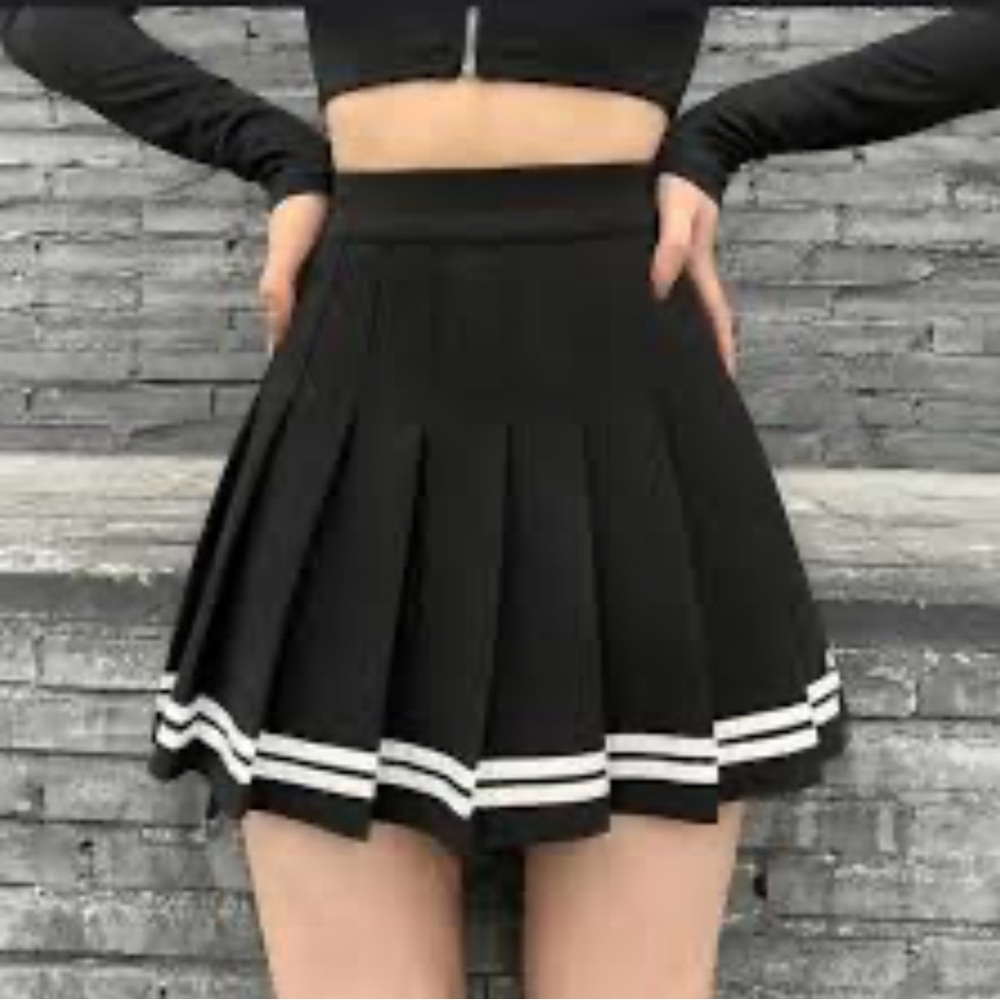 Pleated Sailor Mini Skirt, M
